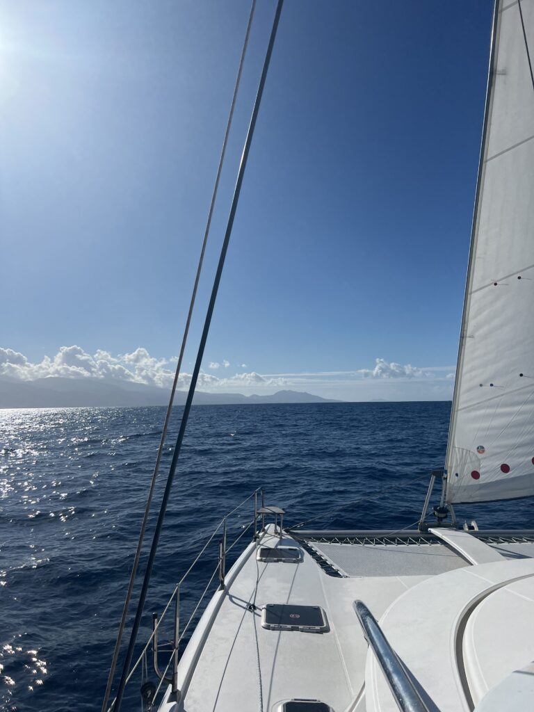 Катамаран Fountaine Pajot Athena 38