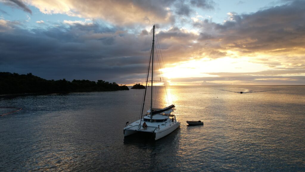 Катамаран Fountaine Pajot Athena 38