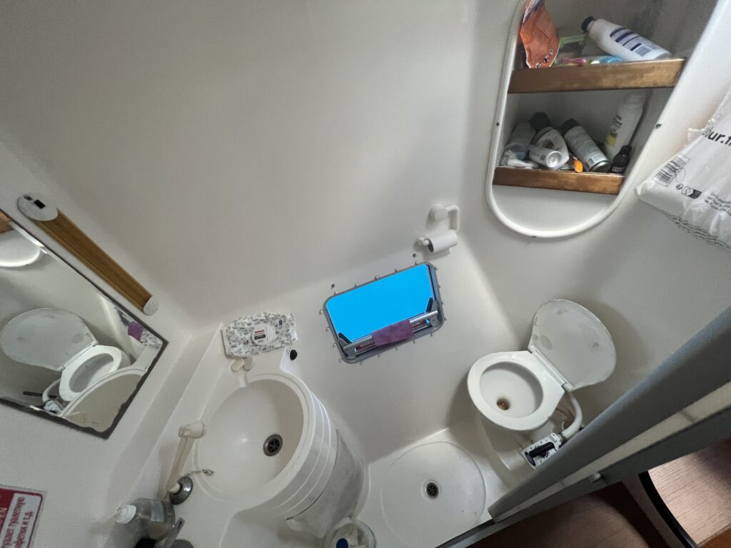 Катамаран Fountaine Pajot Athena 38