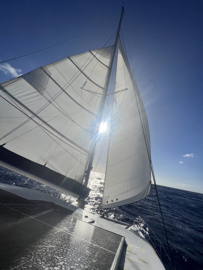 Катамаран Fountaine Pajot Athena 38