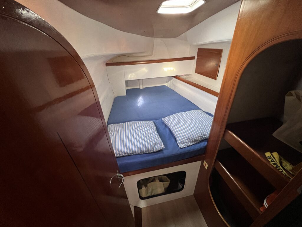 Катамаран Fountaine Pajot Athena 38